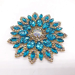 wholesale Guangzhou hot sale colorful shinning flat back brooch