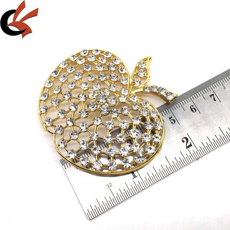 Hot Sale Gold Shiny Diamond Rhinestone Big Apple Shaped Brooch Button For Garment Accessories