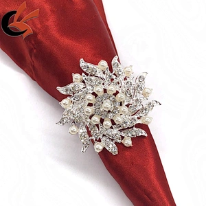 Pearl and rhinestone flower Shaped Napkin Rings Wedding Napkin Holders