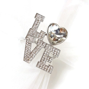 new product wholesale custom reusable one LOVE diamond napkin ring for weddings