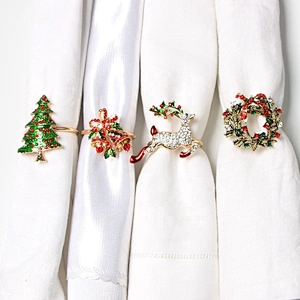 Factory wholesale bulk cheap price Christmas dinner decoration Xmas jeweled wreath napkin ring
