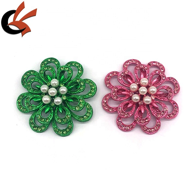 New arrival flower shapes green and pink color plating metal base crystal rhinestone pearl brooches