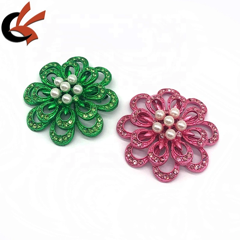 New arrival flower shapes green and pink color plating metal base crystal rhinestone pearl brooches
