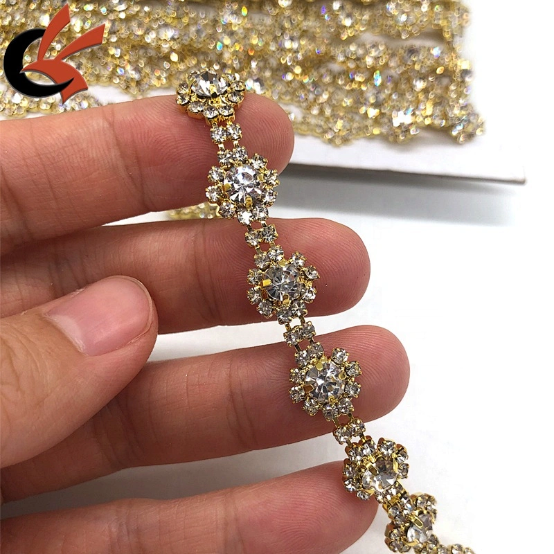 Beautiful gold base clear crystal glass rhinestone trims fro wedding decoration