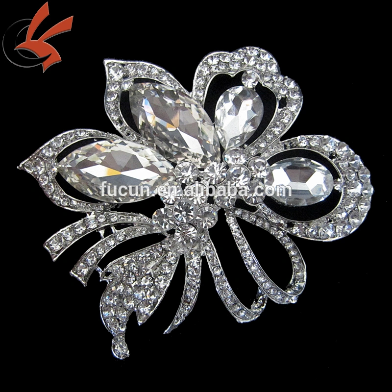 Elegant White Crystal Rhinestone Bouquet Flower Women Wedding Brooch Pin