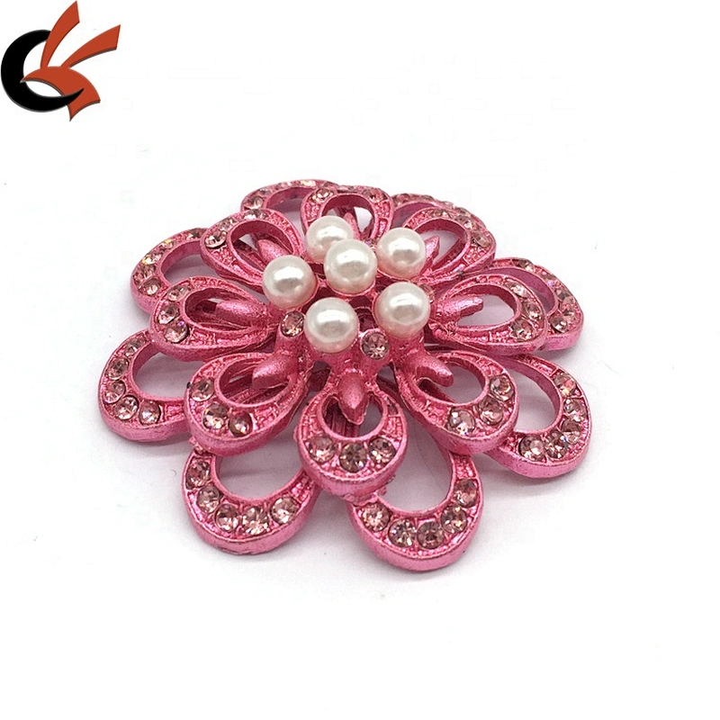 New Product 2020 Custom Make Metal Rhinestone Pink Plating Rhinestone Pearl Beads Brooches