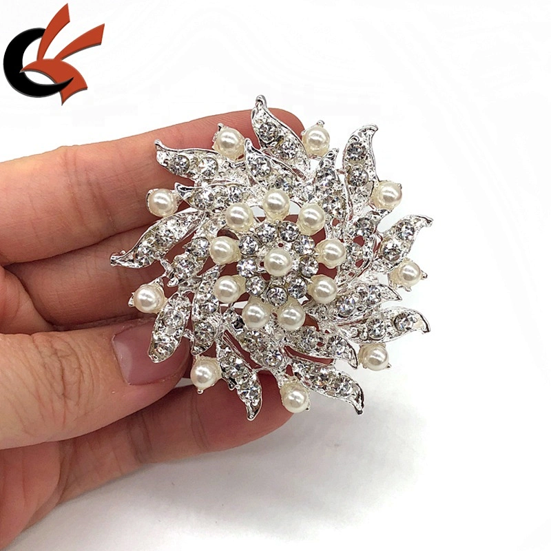 Pearl and rhinestone flower Shaped Napkin Rings Wedding Napkin Holders