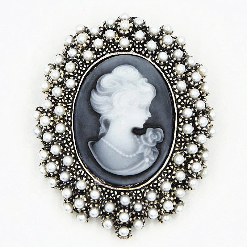 Hot sale fashion retro metal beauty head carved inlaid pearl beads lady cameo brooch