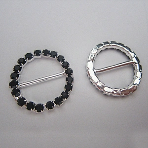 wholesale Circle rhinestone buckles wedding invitations ribbon buckles