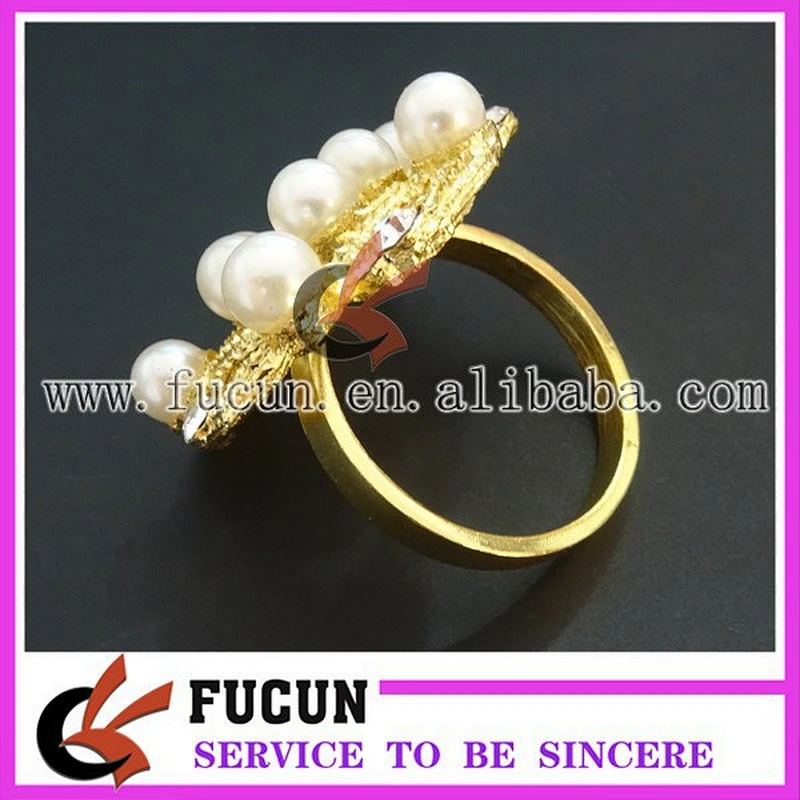 cheap bulk wholesale flower rhinestone napkin ring for wedding