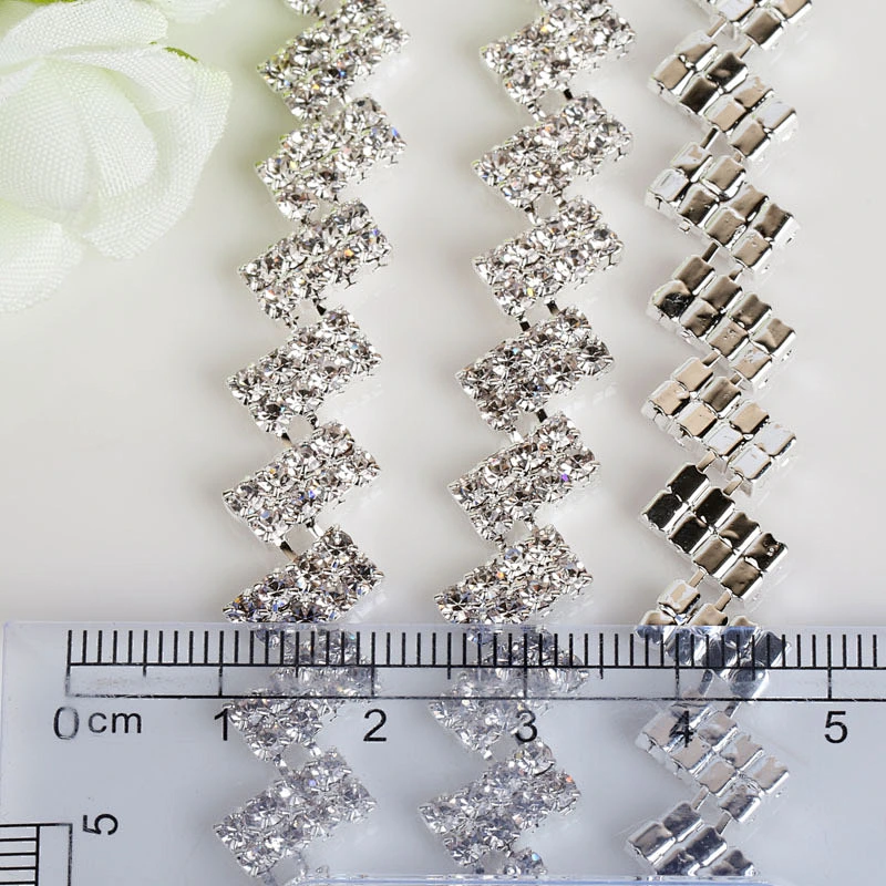 Top quality Metal cup strass chain crystal shaped rhinestone trim chain for wedding dresses