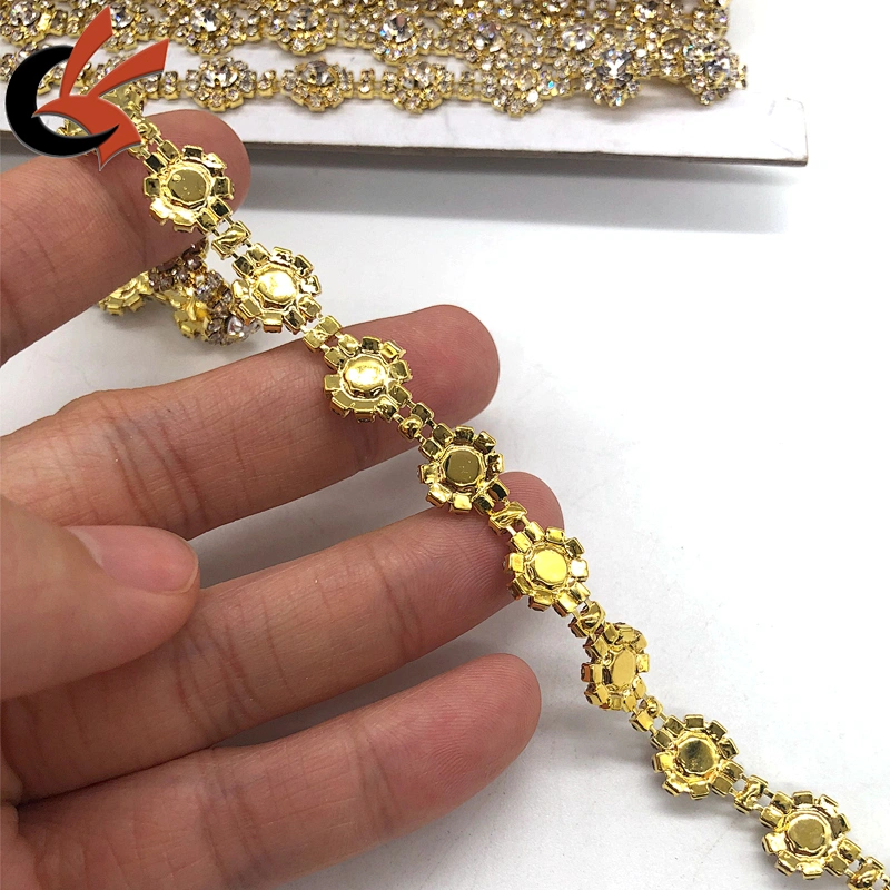 Beautiful gold base clear crystal glass rhinestone trims fro wedding decoration