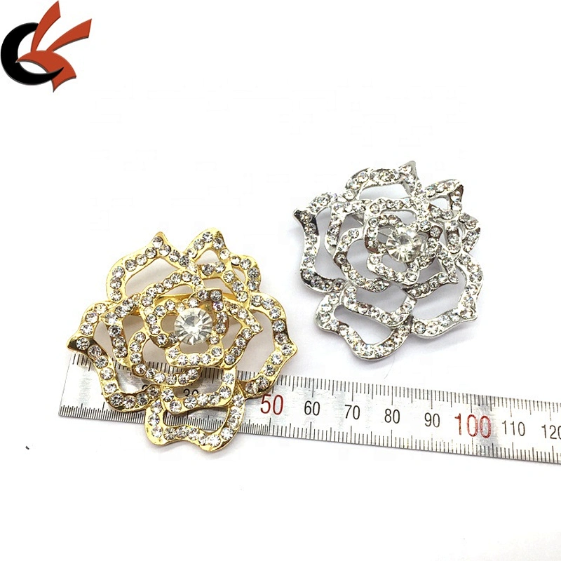 High quality fashion flower design women garment decoration metal rhinestone crystal brooch pin