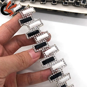 Newest wholesale crystal diamante hot fix iron on tape trimming