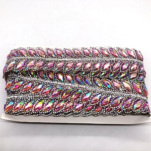Wholesale Newest Design Decoration iron on  hot fix Resin Stones trimming chain for garment  accessories