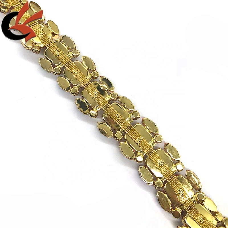 2021 Newest fashion designs sparkling colors rhinestone chain trimming