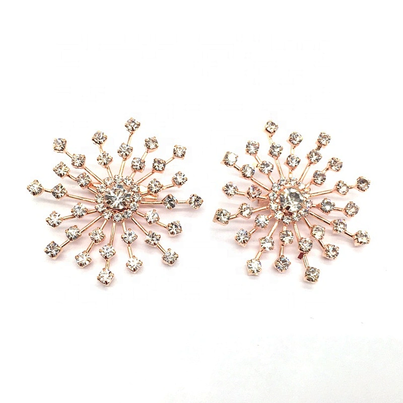 Guangzhou Supplier Fancy Bulk Wholesale Simple Style Rose Gold Plating Irregular Shape Crystal Snowflake Brooch Pin
