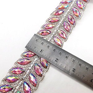 Wholesale Newest Design Decoration iron on  hot fix Resin Stones trimming chain for garment  accessories