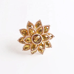 Wholesale Tablescape Champaign Gold Rhinestone Wedding Acrylic Napkin Ring