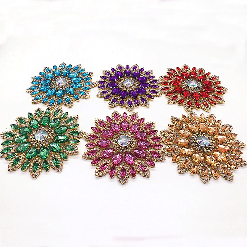 Customized fashion crystal women large brooch