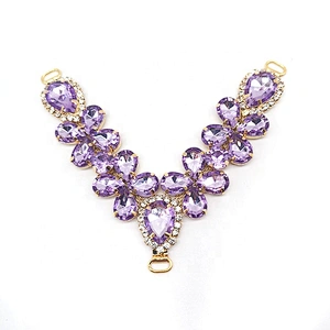 Personalized decorative shoe accessories acrylic crystal rhinestone V shape shoe chain