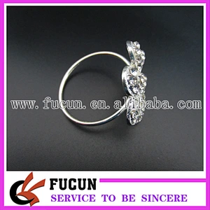 bulk small flower rhinestone brooch napkin ring for wedding