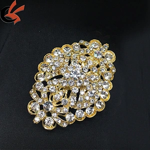 Making Beautiful Gold Flower Wedding Rhinestone Brooch For Wholesale