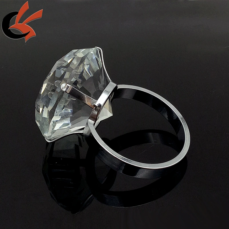 Clear Crystal diamond Glass Gem Wedding Table Napkin Ring Holders