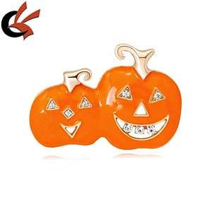 Hot sale Halloween decoration enamel pumpkin crystal rhinestone brooch pins