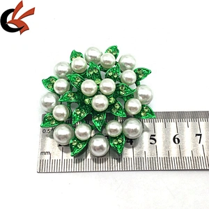 Hot sell fashion imitative pearl beaded crystal colored base rhinestone brooch pins
