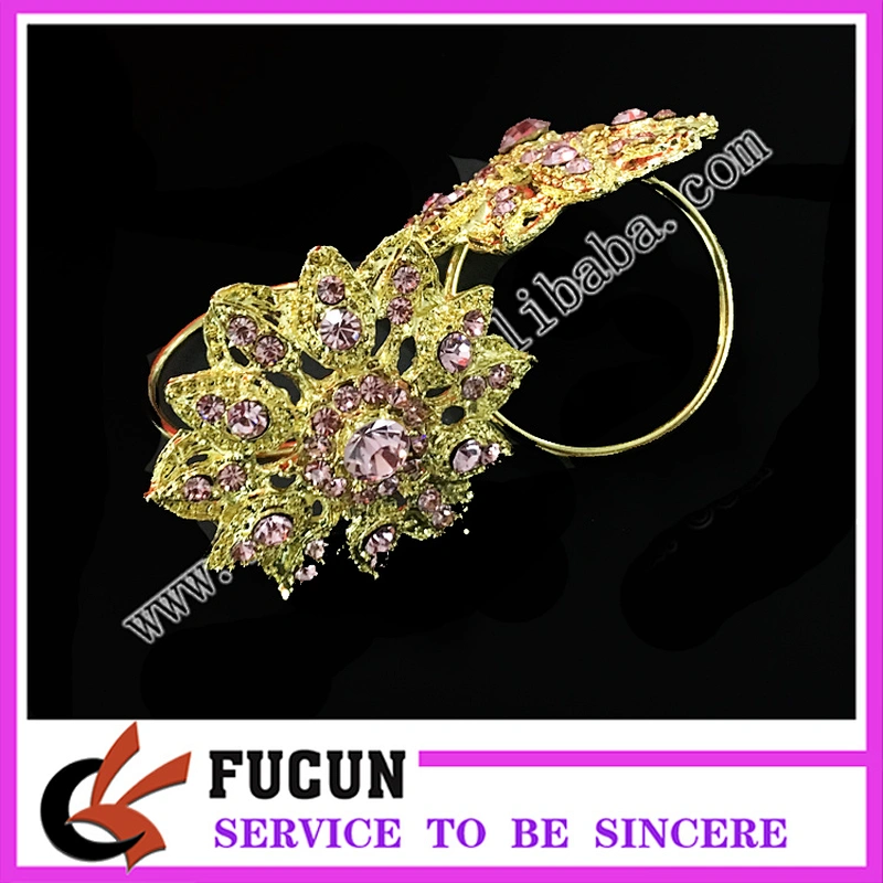 Wedding Diamante Rhinestone napkin ring serviette ring  in gold for table decoration