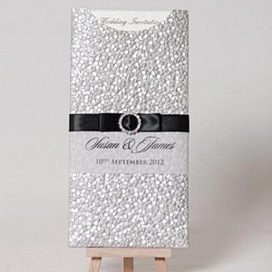 wholesale Circle rhinestone buckles wedding invitations ribbon buckles