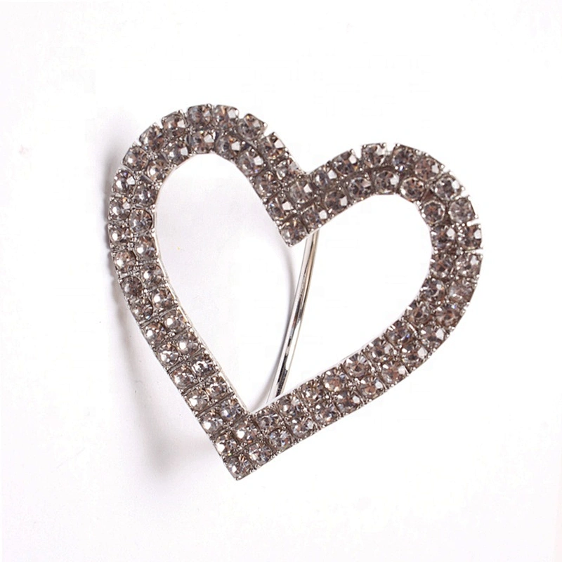 Making hollow love heart-shaped napkin ring rhinestone towel napkin ring for Valentine's day table jewelry accessories