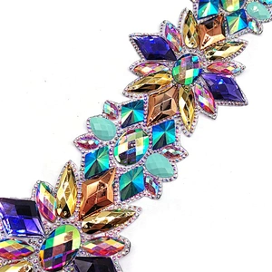 2021 Factory Custom Garment Accessories Heat Transfer Resin Rhinestone Trimming