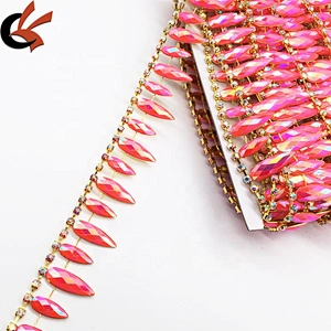 Wholesale bulk resin stone embellishing trendy diy rhinestone trims chain by yard