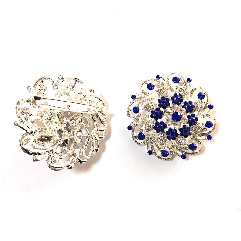 New design 2021 price injection accessories jewelry silver metal crystal brooch for baroque Christmas wedding