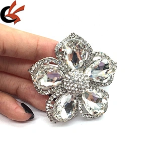 Custom High Quality Making Silver Jewelry Flower Metal Crystal Brooches For Women Clothes