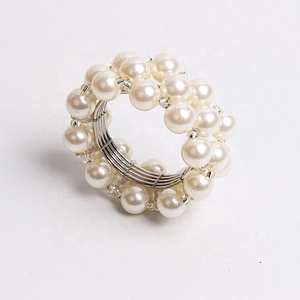 New Wedding Table Decorations Korean Style Pure White Pearl Napkin Circle Garland Beaded Napkin Ring