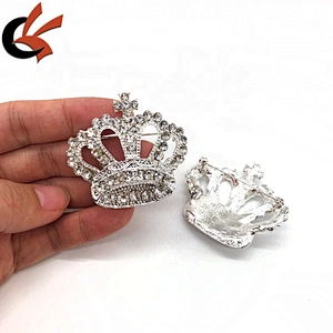 Factory Wholesale customized Silver Metal clear rhinestone Crystal Crown Brooch