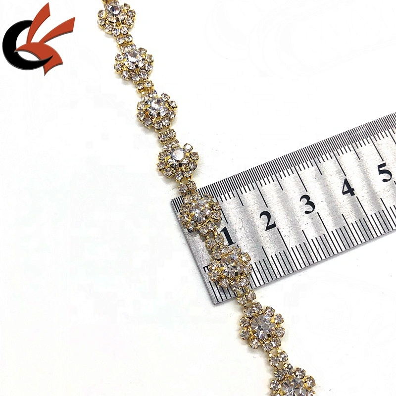 Beautiful gold base clear crystal glass rhinestone trims fro wedding decoration