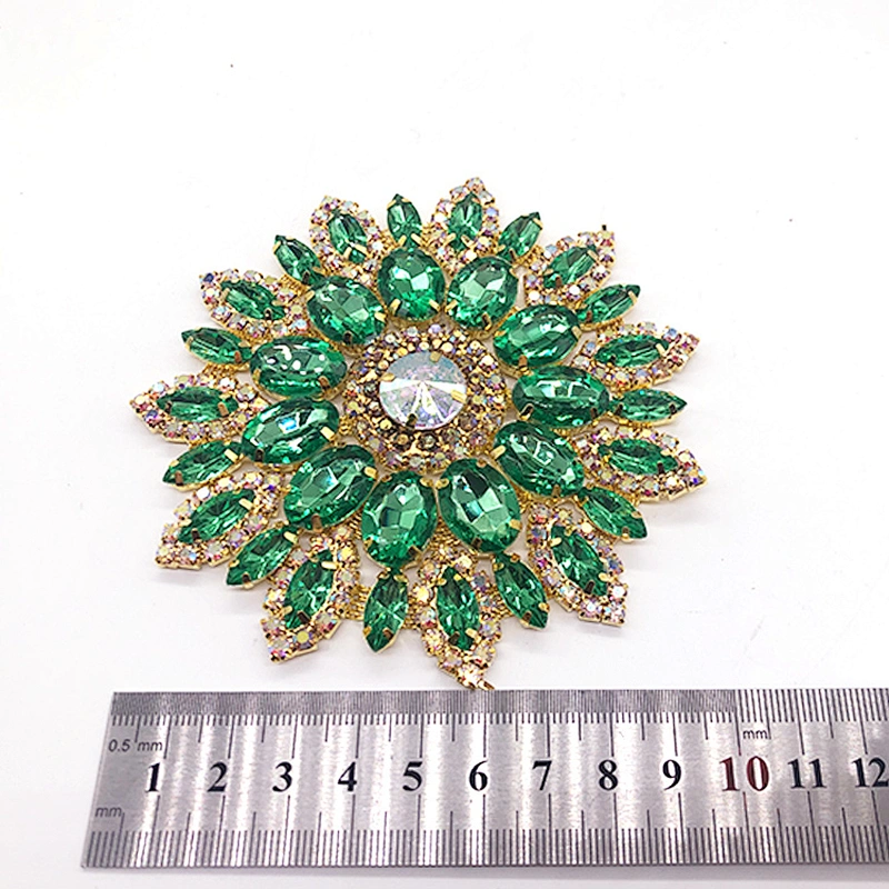 Customized fashion crystal women large brooch
