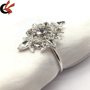 6 Pieces/Pack Napkin Rings Low Price Silver Metal Rose Gold Table Crystal Napkin Rings For Wedding Table