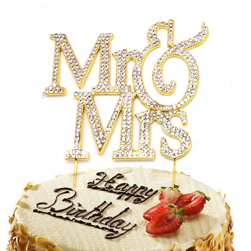 Free shipping 2019 hot sale rhinestone Mr & Mrs Wedding Cake Topper