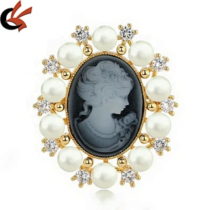 Factory direct sales trade wholesale jewelry fashion retro style duplicate crystal emboss brooch