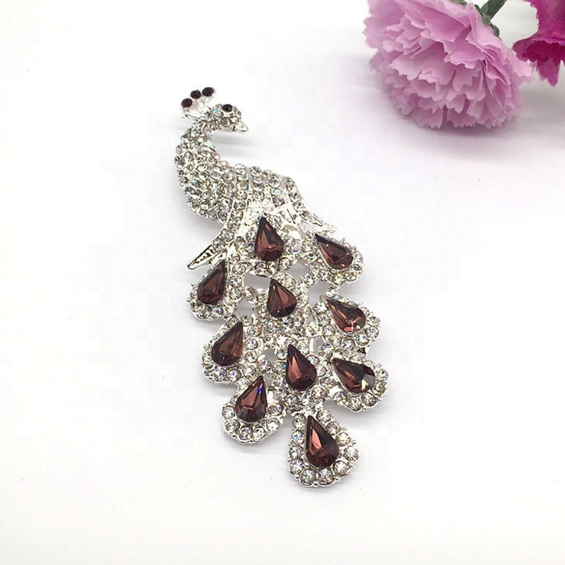 Wholesale New Style Peacock Shape Design Brown Foiled Back Brooch Pin For Garment Rhinestone Broach