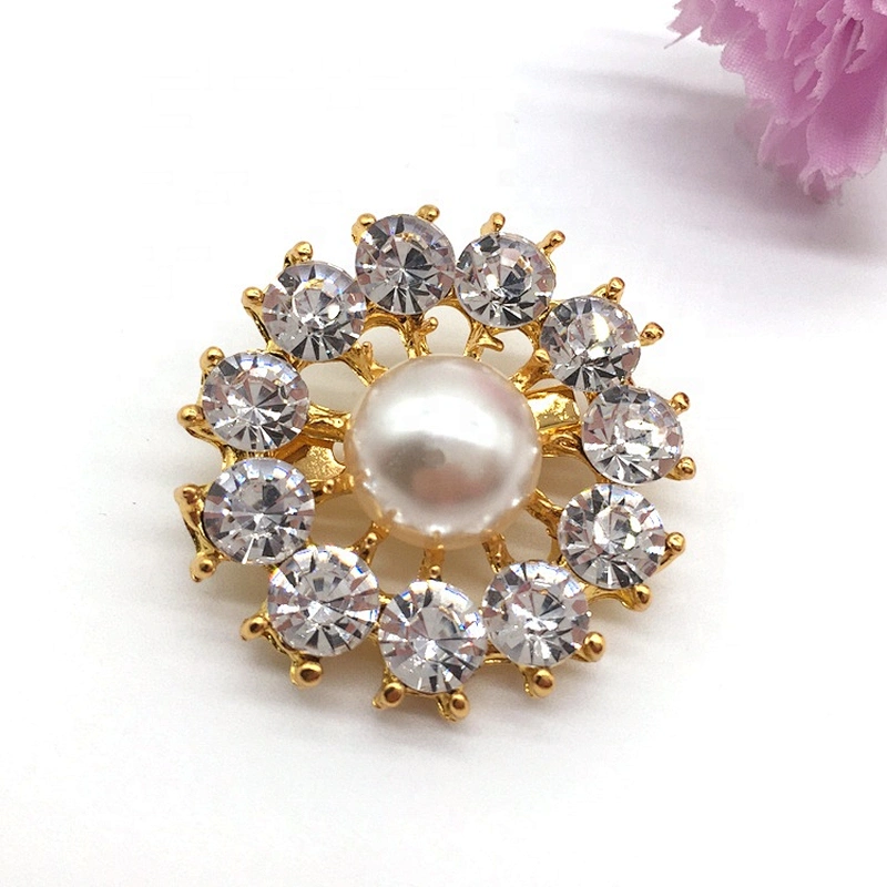 High quality cheap price wholesale in bulk crystal faux pearl beads brooch