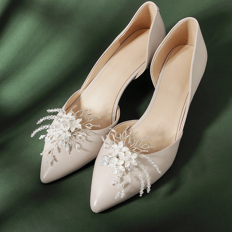 2020 hot sale Luxury Handmade Pearl rhinestone shoe clip wedding shoe accessories