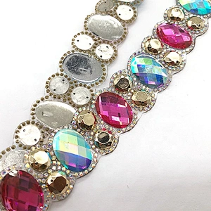 Customized High Quality colorful Hot fix Resin Stone Hot Fix Rhinestone Trimming