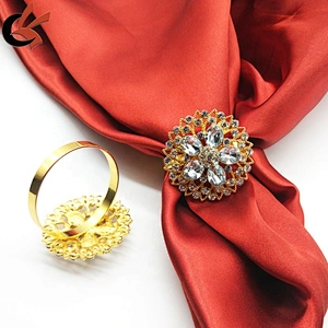 2019 hot sale cheaper acrylic rhinestone napkin ring for wedding table decoration