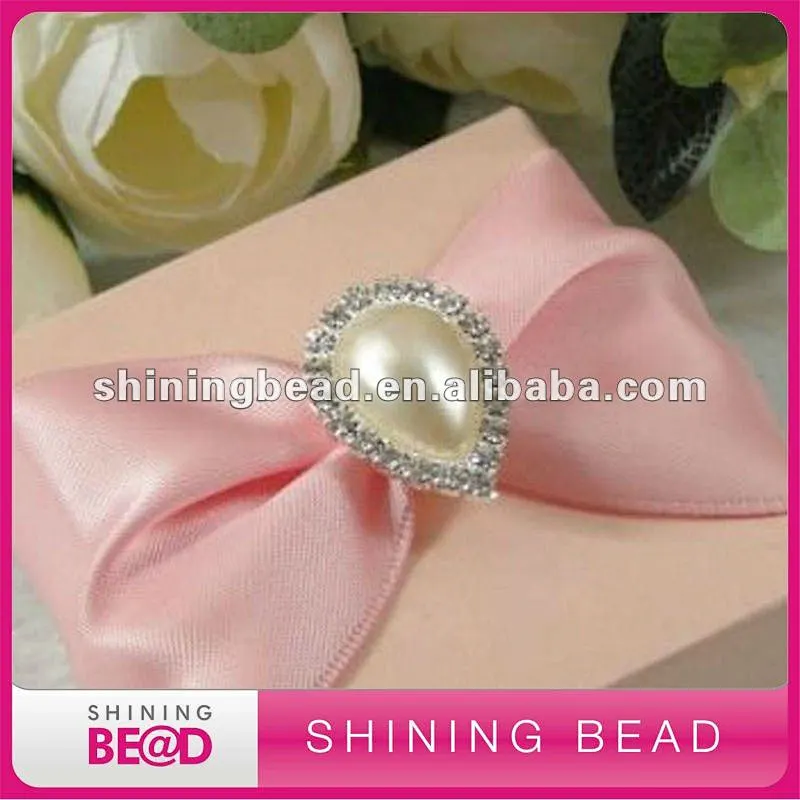 2018 new products teardrop shape rhinestone pearl brooch for wedding
